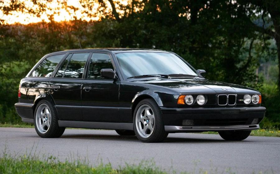 BMW M5 Touring (E34) (EU) '1992